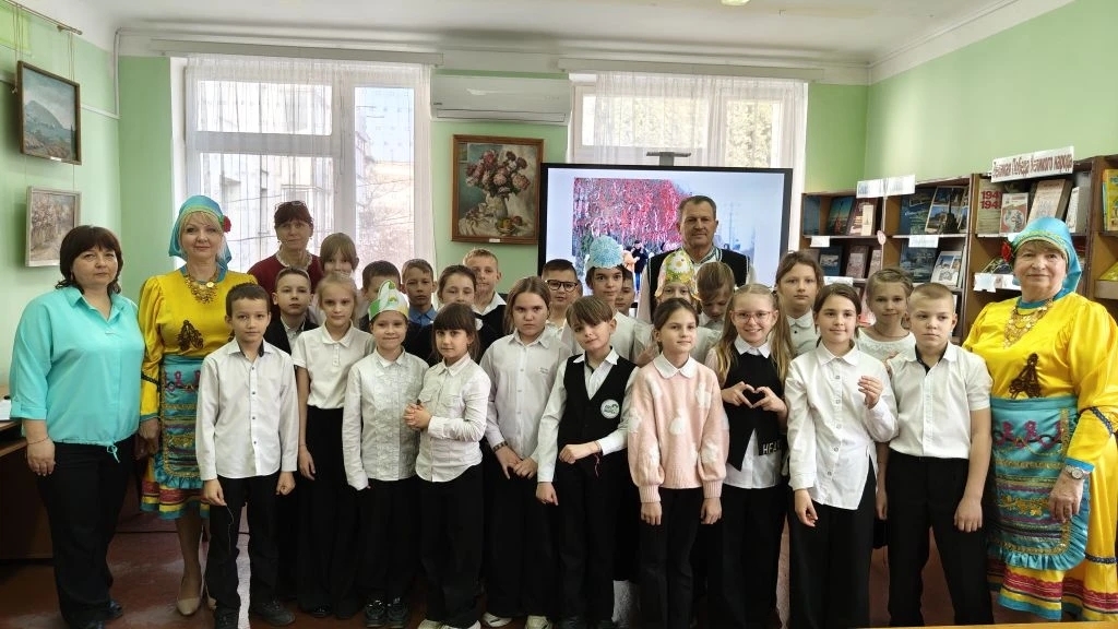 Первоцветы традиций